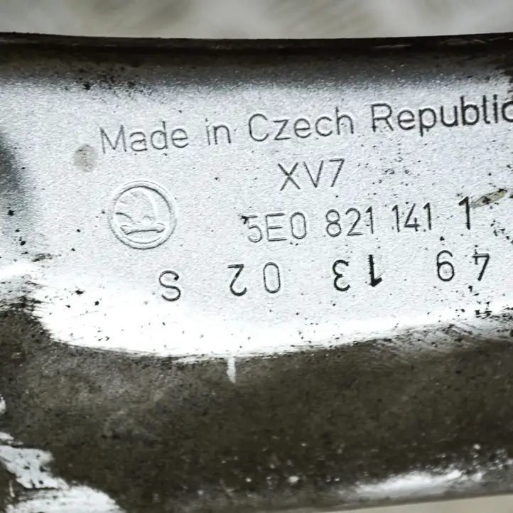 Skoda Octavia Mk3 (5E) (2013 - 2019) 5E0821141 Крепление крыла — фото 6