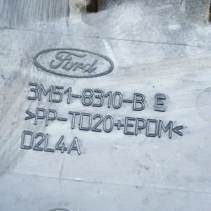 Ford Focus (2005 - 2008) 3M518310BE Дефлектор воздуха — фото 6