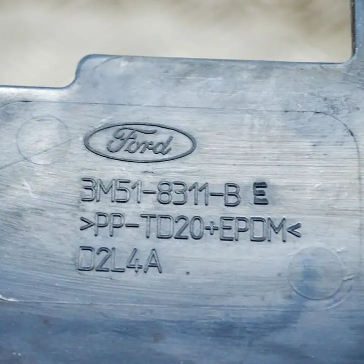 Ford Focus (2005 - 2008) 3M518311BE Дефлектор воздуха — фото 6