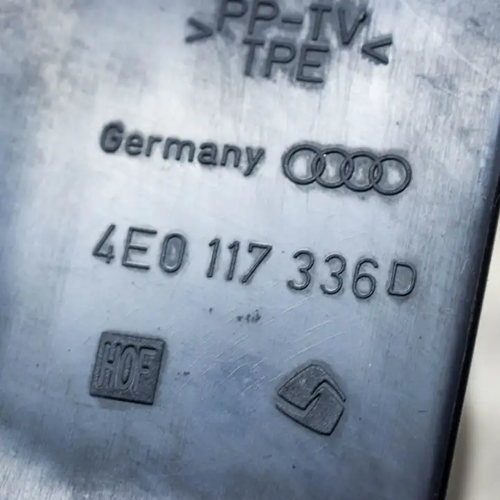 Audi A8 S8 D3 4E (2002 - 2005) 4E0117336D Дефлектор воздуха — фото 6