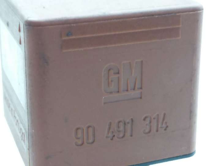 Opel Vectra (1999 - 2002)  90491314 Реле аварийных фонарей