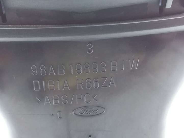 Ford Focus (1998 - 2004)  98AB19893BJW Воздушная решётка окна
