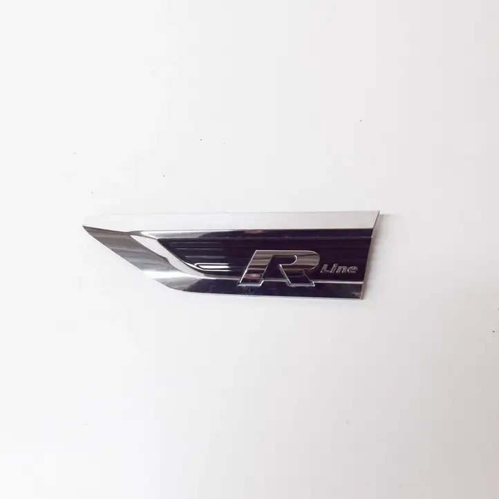 Volkswagen Tiguan (2016 - 2020) 5NA853688A Решетка в крыле — фото 1