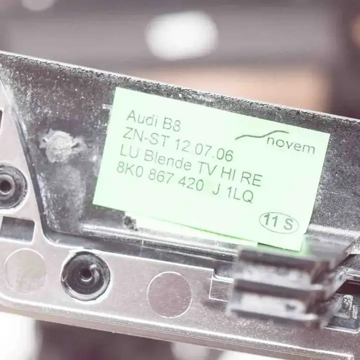 Audi A5 8T 8F (2011 - 2016) 8K0867410J Прочие детали салона — фото 9