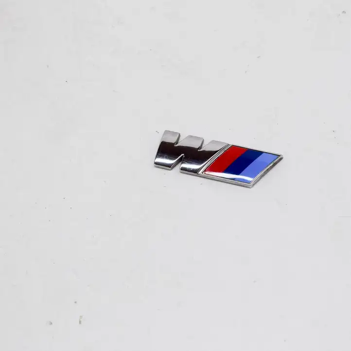 BMW 3 F30 F35 F31 (2012 - 2018) 8058882 Эмблема модели — фото 3