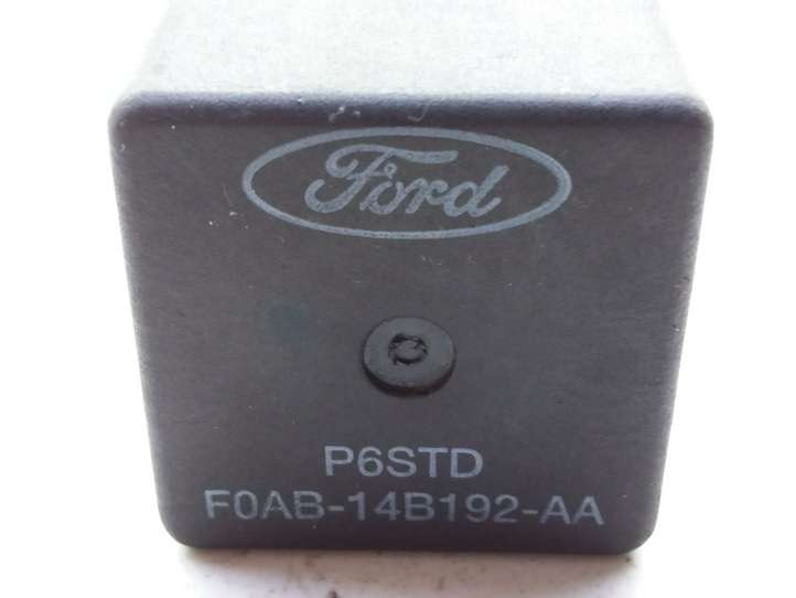 Mazda Tribute (2000 - 2004)  F0AB14B192AA Реле аварийных фонарей