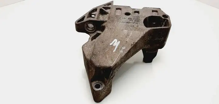 Volkswagen PASSAT B6 (2005 - 2010) 06F199207H Кронштейн двигателя — фото 1