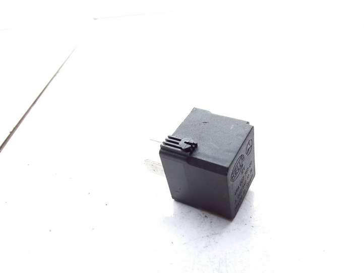 Mercedes-Benz A W168 (1997 - 2004)  A0025421319 Реле аварийных фонарей