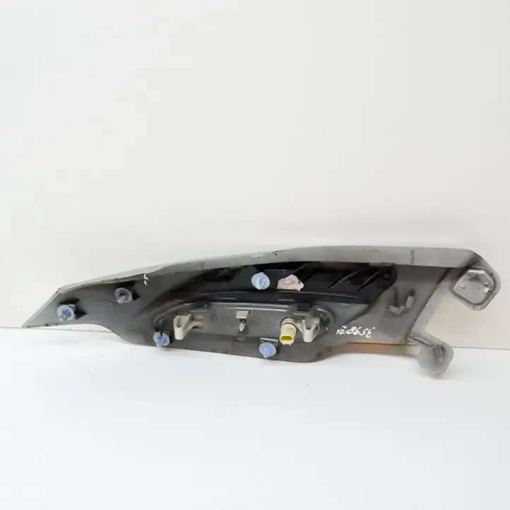 Mini Cooper Countryman R60 (2010 - 2016) 9802607 Решетка в крыле — фото 2