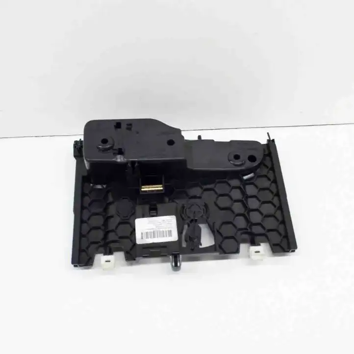 Volvo XC60 (2017 - ) 31694583 Передняя пепельница — фото 3