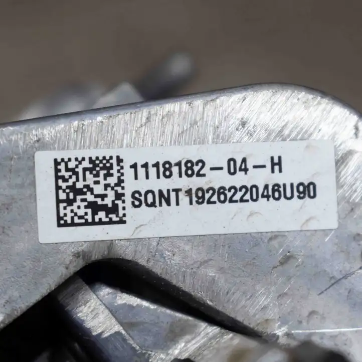 Tesla Model 3 (2017 - 2023) 111818204H Блок управления пневмоподвеской — фото 5