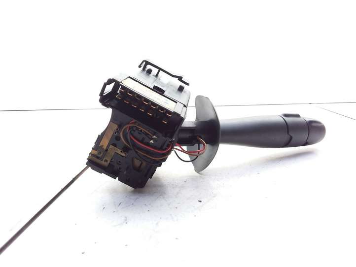 Renault Vel Satis (2002 - 2005)  8200002461 Ручка поворотов/ фонарей