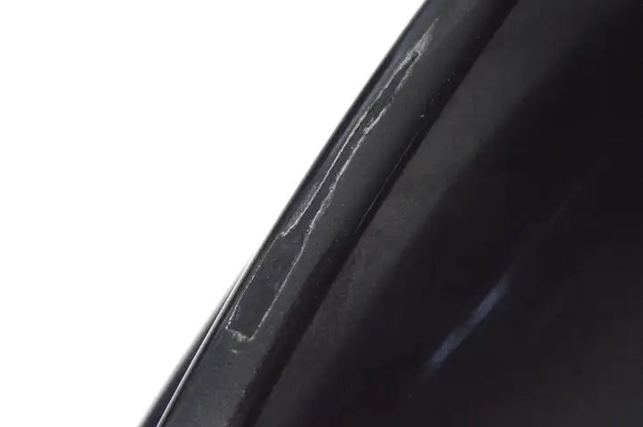 BMW 5 G30 G31 (2016 - ) 9364621 Крышка GPS-антенны — фото 5