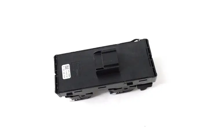 Audi A4 S4 B9 8W (2019 - ) 4M0959851B Кнопка стеклоподъемников — фото 3