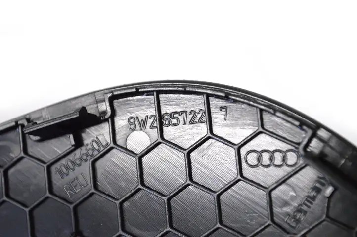 Audi A4 S4 B9 8W (2019 - ) 8W2857227 Накладка центрального динамика — фото 5