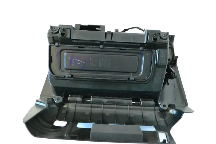 (2020 - ) 31690525 Вещевой ящик — фото 4