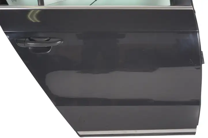 Volkswagen PASSAT B7 (2011 - 2014) Задняя дверь — фото 2