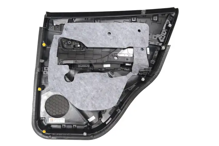 Opel Mokka X (2016 - 2019) 42458736 Обшивка задней двери — фото 2