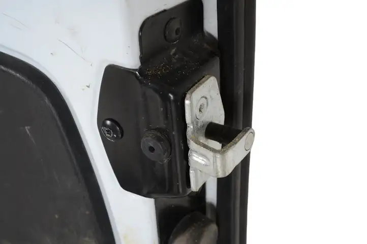 Renault Trafic III (X82) (2014 - ) Задняя дверь — фото 4