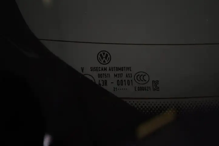 Volkswagen Golf VIII (2019 - ) Крышка багажника — фото 6