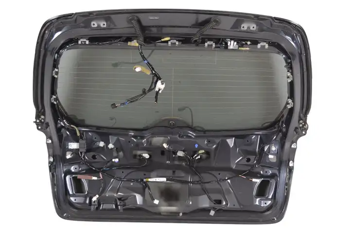 Subaru Outback (BS) (2014 - 2019) Крышка багажника — фото 3