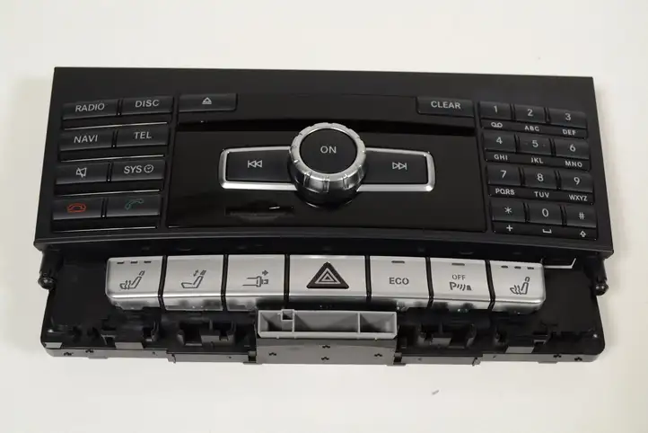 Mercedes-Benz E A207 (2010 - 2017) A2079052302 Включатель регулировки звука — фото 1