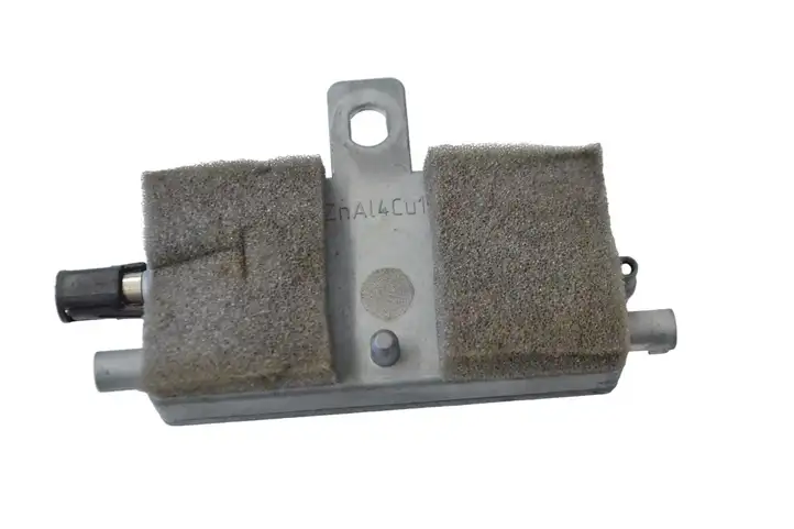 Mercedes-Benz SLK R171 (2005 - 2011) A1718200089 Усилитель антенны — фото 2