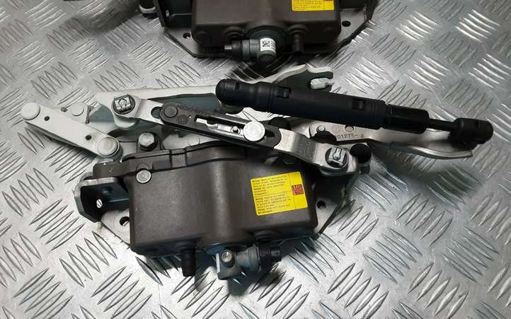 BMW 7 F01 F02 F03 F04 (2008 - 2016)  7191050 Петля (петли) капота