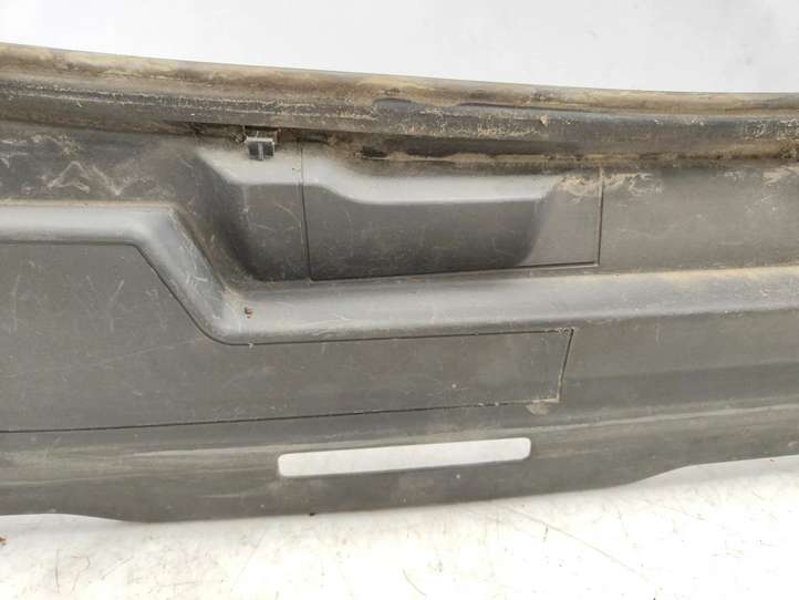 Peugeot 607 (2004 - 2010)  9629150877 Накладки стеклоочистителей (жабо)