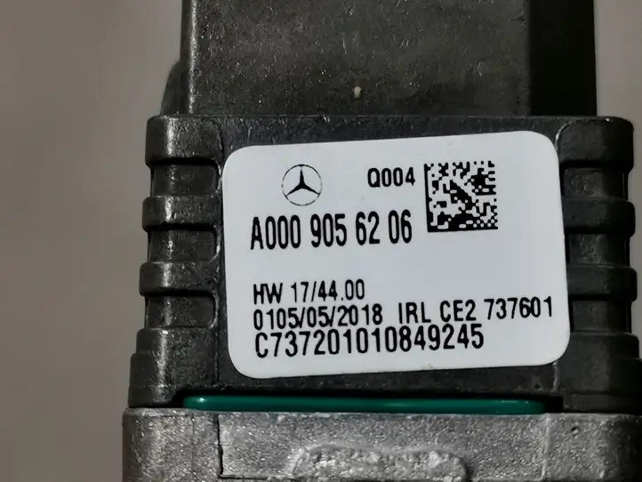 Mercedes-Benz CLS w257 (2018 - ) A0997500300 Ручка багажника с камерой — фото 3