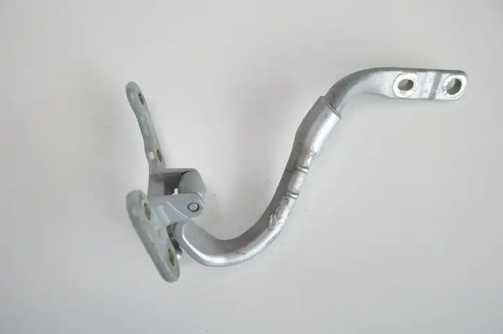 Mercedes-Benz R W251 (2005 - 2013) A2517400437 Петли крышки багажника — фото 1