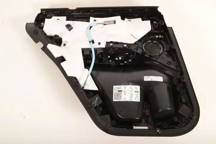 BMW X3 G01 (2018 - 2024) 6036367 Обшивка задней двери — фото 4