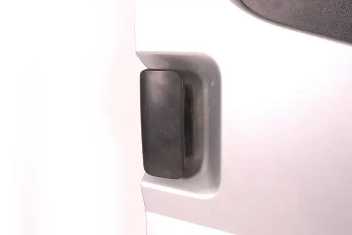 Ford Transit (2006 - 2013) Дверь — фото 6