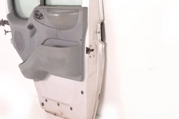 Ford Transit (2006 - 2013) Дверь — фото 10