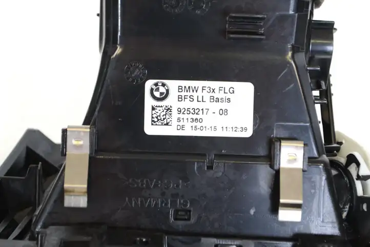 BMW 3 F30 F35 F31 (2012 - 2018) 9253217 Воздушная решетка панели — фото 5