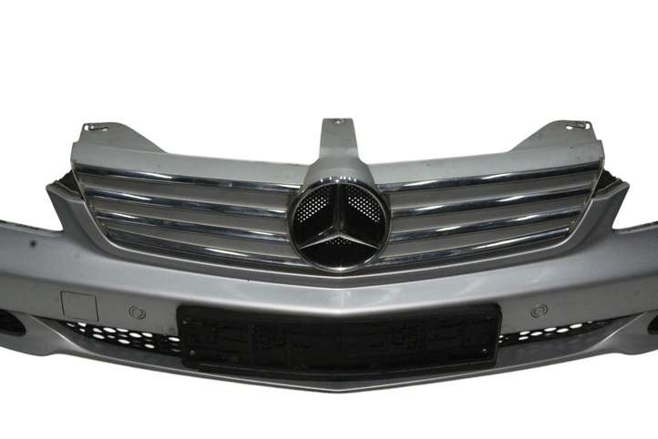 Mercedes-Benz CLS C219 (2003 - 2011)  775IRIDIUMSILVER Передний бампер