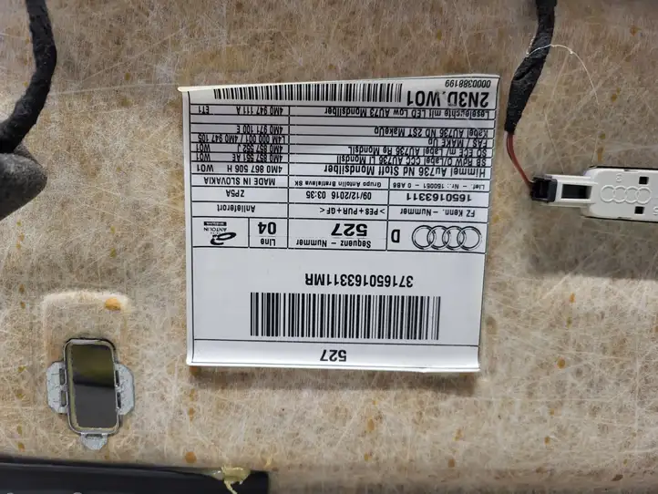 Audi Q7 4M (2015 - ) 4M0867506H Прочая отделка багажника — фото 3