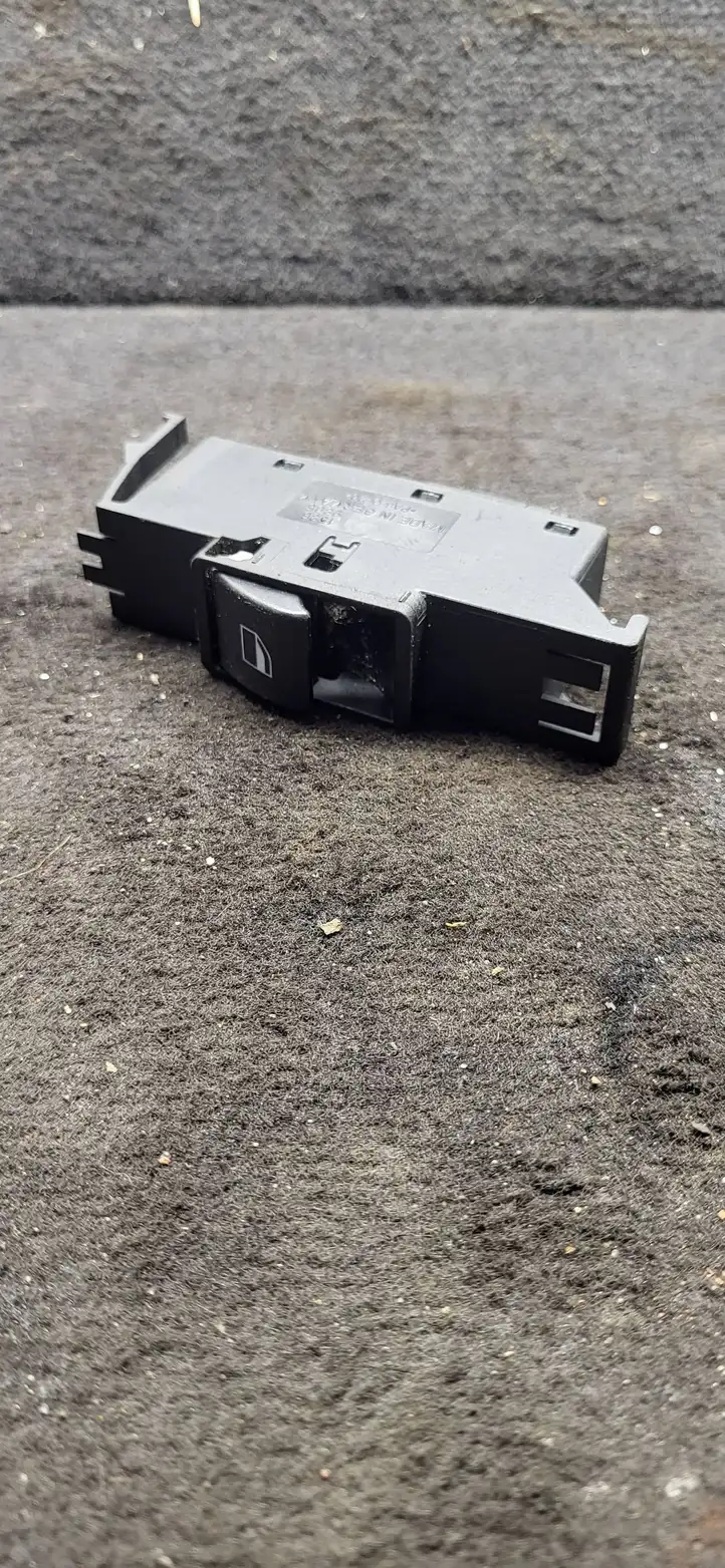 BMW 3 E46 (1998 - 2005) 6902176 Кнопка стеклоподъемников — фото 2