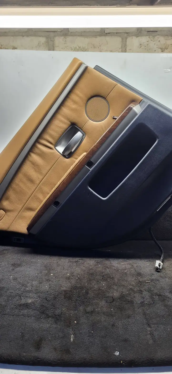 BMW 7 E65 E66 (2001 - 2008) Обшивка задней двери — фото 1