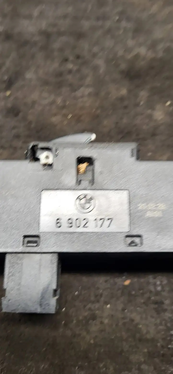 BMW 3 E46 (1998 - 2005) 6902177 Кнопка стеклоподъемников — фото 3