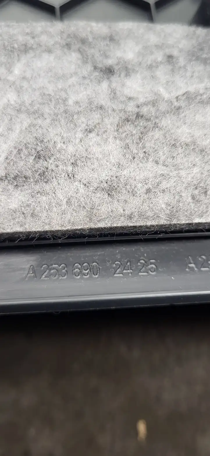 Mercedes-Benz GLC X253/C253 (2015 - ) A2536902425 Верхняя обшивка стойки D — фото 3