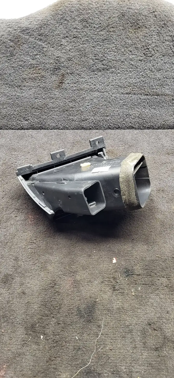 BMW 3 E46 (1998 - 2005) 64228361897 Боковой воздушный дефлектор — фото 2