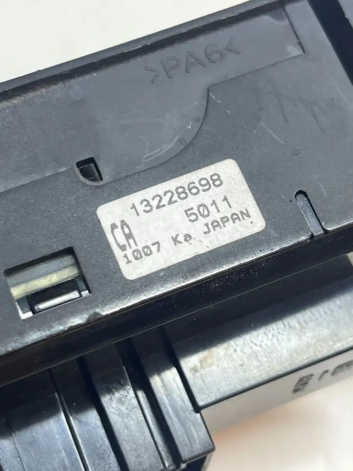 Opel Zafira B (2006 - 2008) 13228698 Блок кнопок стеклоподъемников — фото 2