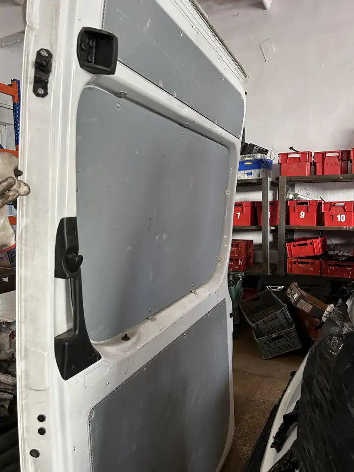 Mercedes-Benz Sprinter W906 (2006 - 2018) Боковая раздвижная дверь — фото 5