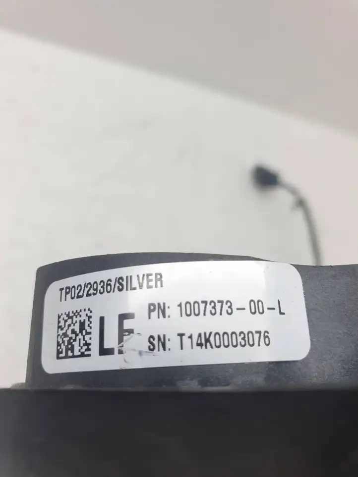 Tesla Model S (2012 - 2016) 100737300L Наружная ручка двери — фото 3