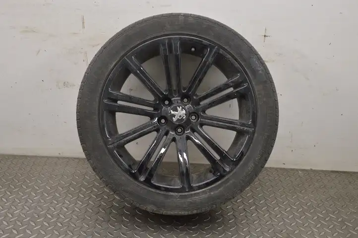 Peugeot RCZ (2010 - 2013) 8JX18 — фото 1