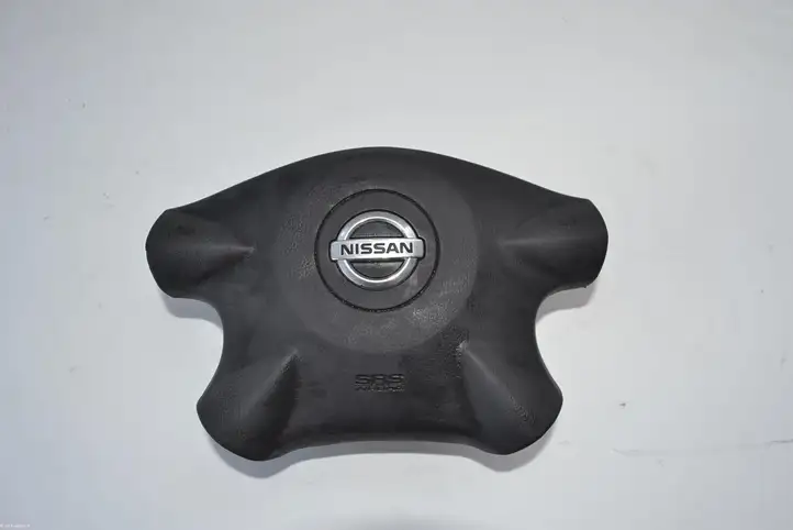 Nissan Primera (2001 - 2008) Подушка безопасности руля — фото 1