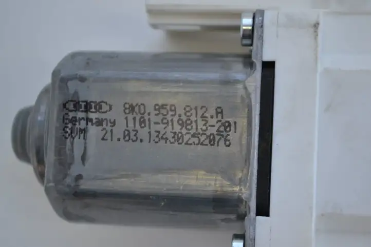 Audi A4 S4 B8 8K (2007 - 2011) 8K0959812A Стеклоподъемник задней двери — фото 3