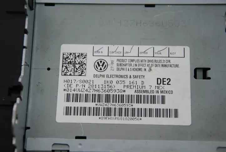 Volkswagen Jetta V (2005 - 2010) 1K0035161D Магнитола / мультимедийная система — фото 4