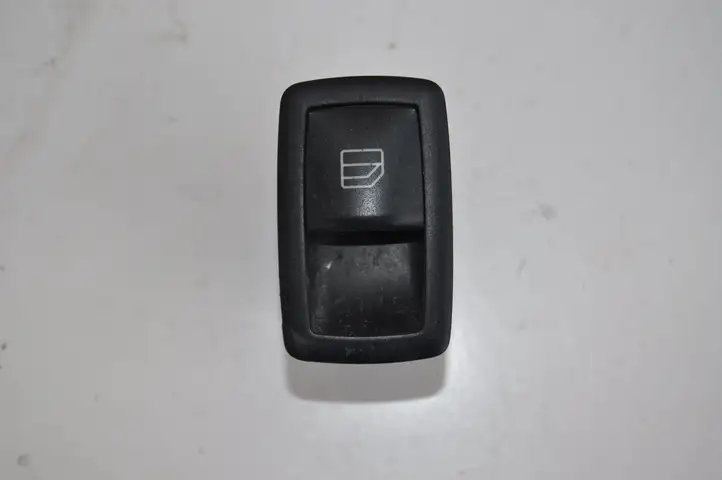 Mercedes-Benz R W251 (2005 - 2013) Кнопка стеклоподъемников — фото 1